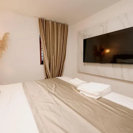 Mediterraneo Luxury